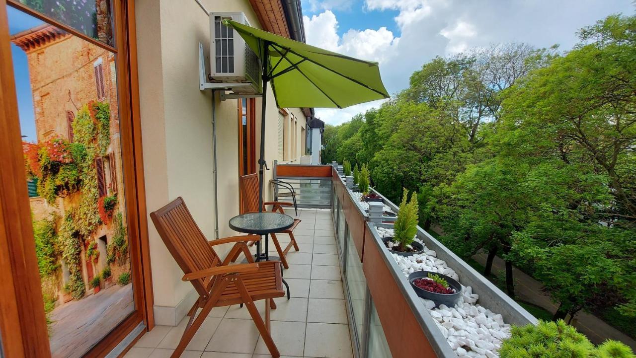 Sunny Loft Kecskemet公寓 外观 照片